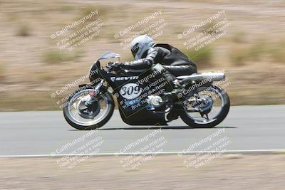 media/Apr-20-2025-AHRMA (Sun) [[393a79c373]]/Race/Group 4/Turn 4b/